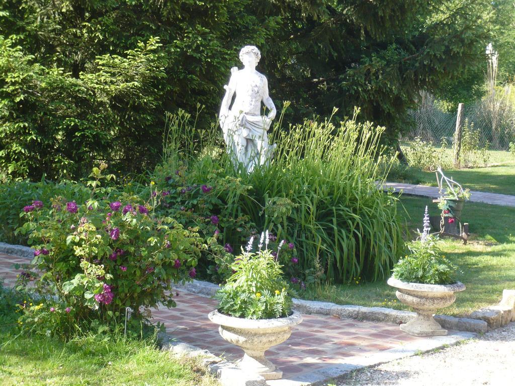 La Petite Ferme Bed & Breakfast Vouzeron Dış mekan fotoğraf